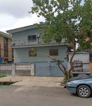 3bdrm Block of Flats in Coker Road for sale