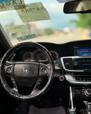 Honda Accord Touring 4dr Sedan FWD (3.5L 6cyl 6A) 2013 Black