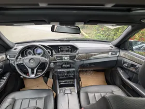 Mercedes-Benz E400 2015 Black