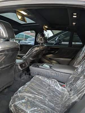 Lexus LS 2018 Brown