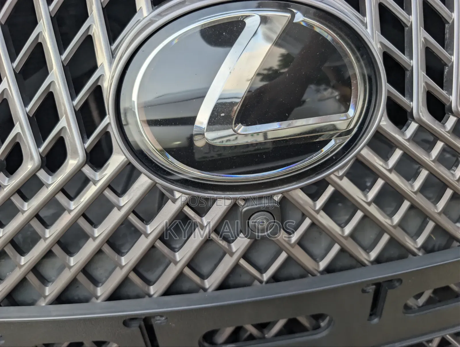 Lexus LS 2018 Brown
