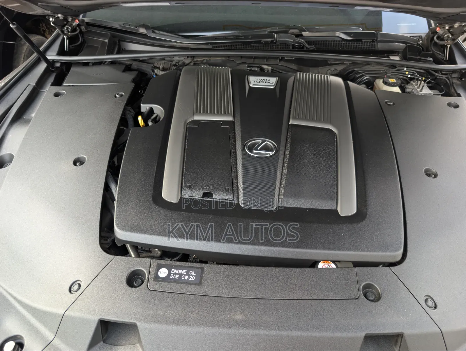 Lexus LS 2018 Brown