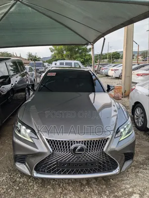 Lexus LS 2018 Brown