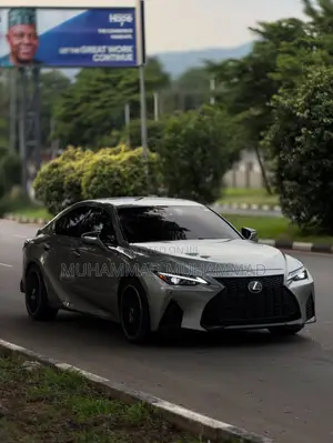 Lexus IS 350 2021