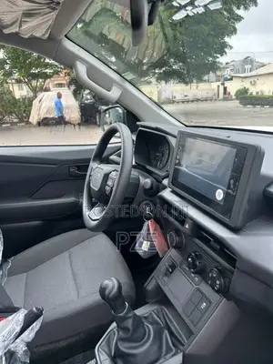 New Toyota Hilux 2026 White