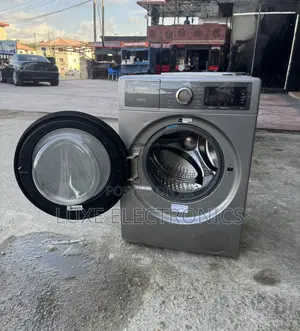 Few Months Use 9kg Hotpoint Smart Inverter Automatic Washing Machine