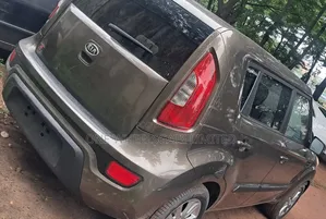 Kia Soul Automatic 2012 Brown