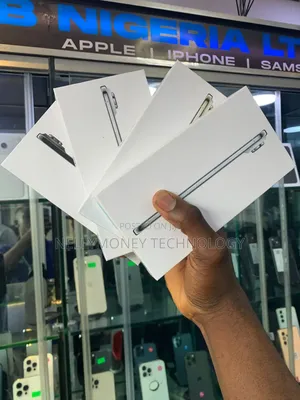 New Apple iPhone Air 256 GB White