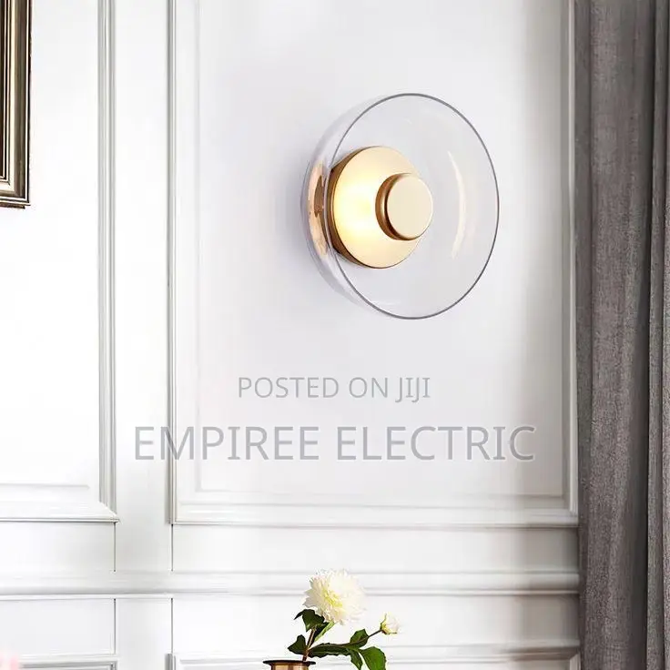 Modern Luxury Glass Wall Sconce (Light)
