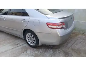 Toyota Camry 2011 Silver