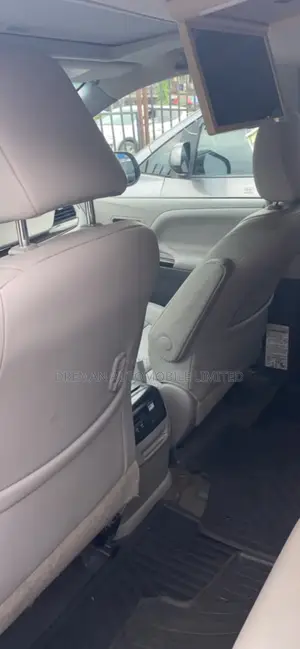 Toyota Sienna 2018 Gray