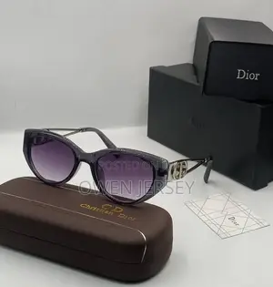 Dior-Inspired Women’s Luxury Cat-Eye Sunglasses.
