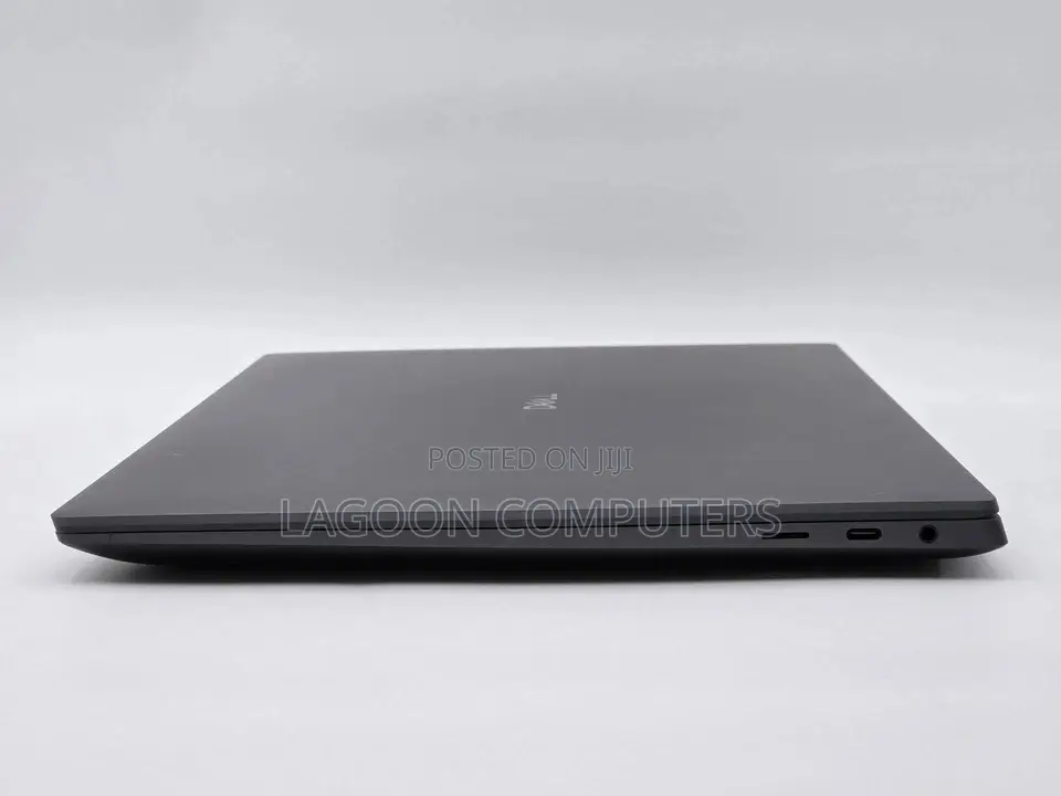 New Laptop Dell 32GB Intel Core Ultra 7 SSD 1T