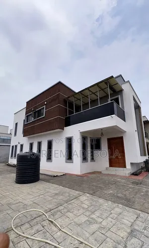 4bdrm Duplex in Lateef Oyelade, Rind Road for sale