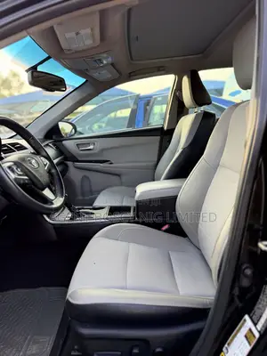 Toyota Camry SE w/Special Edition Pkg (2.5L 4cyl 6A) 2016 Black