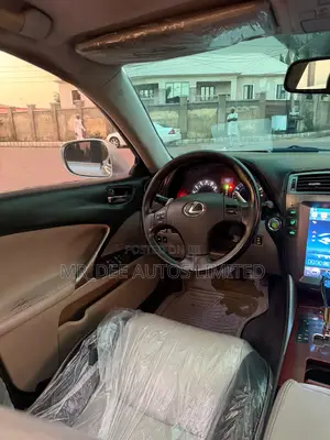 Lexus IS 250 2015 Silver