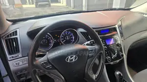 Hyundai Sonata 2011 Silver
