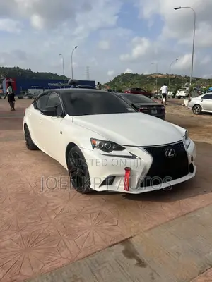 Lexus IS 2017 White