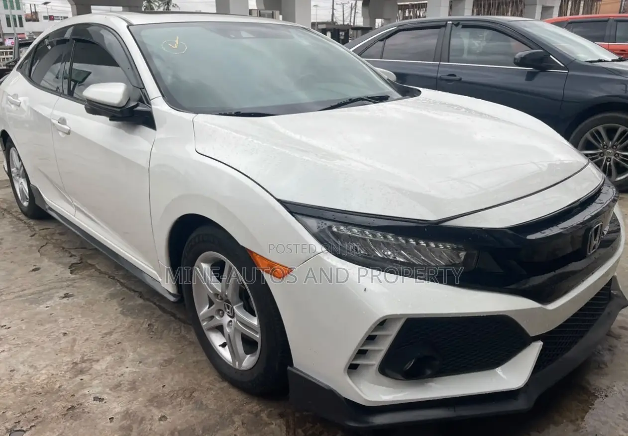 Honda Civic Sport Touring Hatchback 2018 White