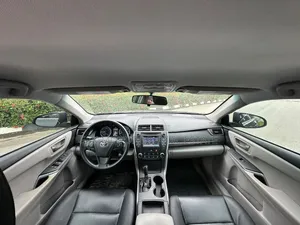 Toyota Camry 2016 Black