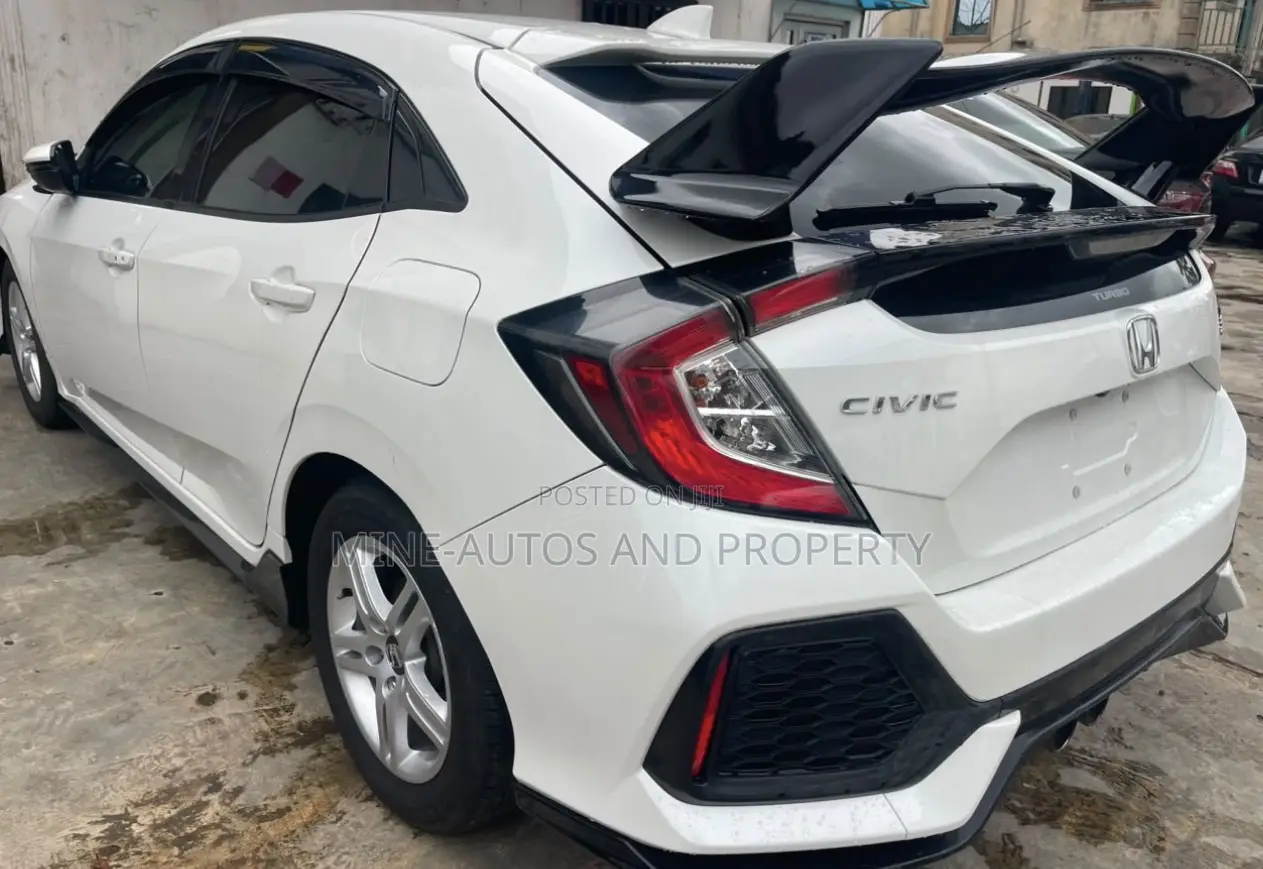 Honda Civic Sport Touring Hatchback 2018 White
