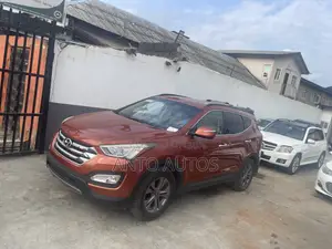 Hyundai Santa Fe 2015 Orange