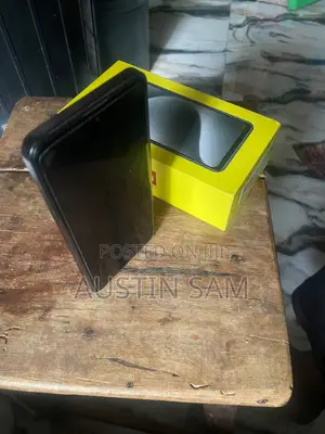 Mobile Phone 64 GB Black