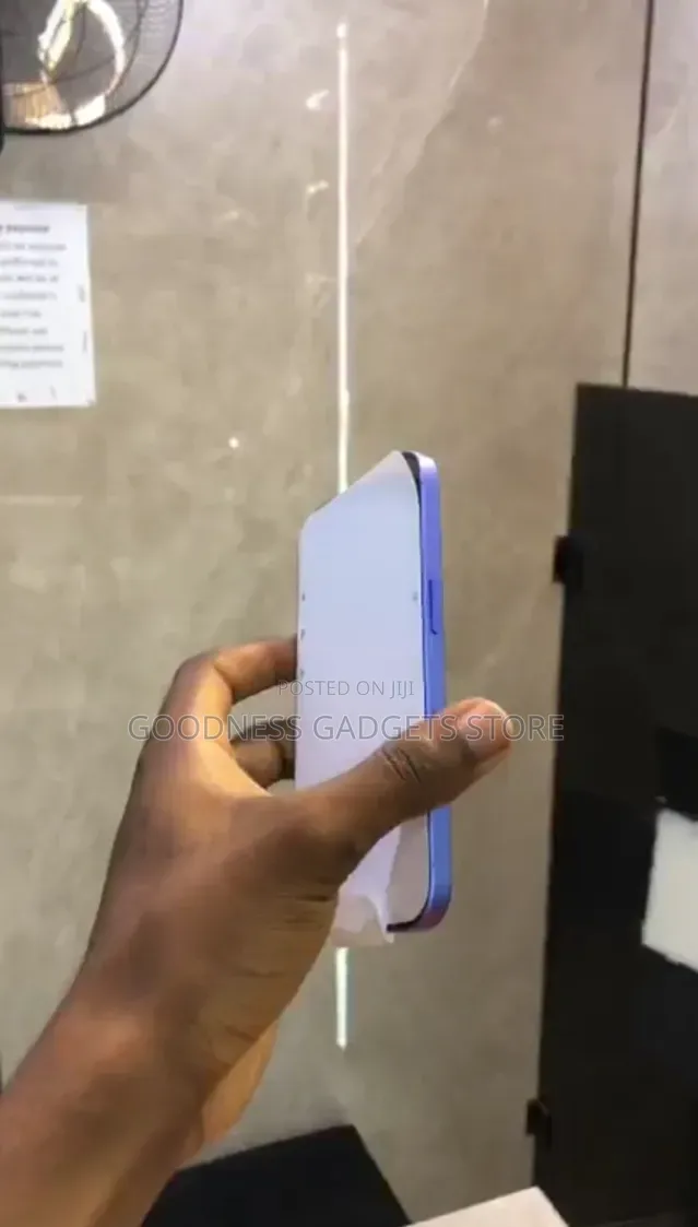 Apple iPhone 16 128 GB Blue