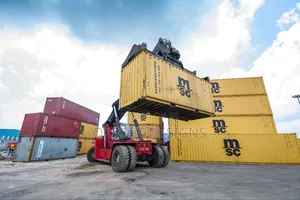 Large Warehouse for Lease