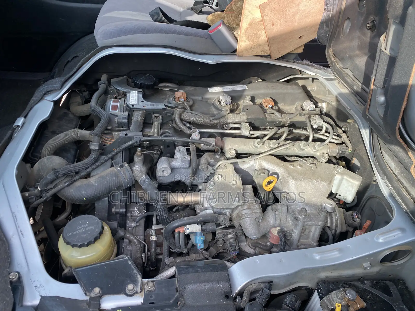 Toyota HiAce 2013 Silver