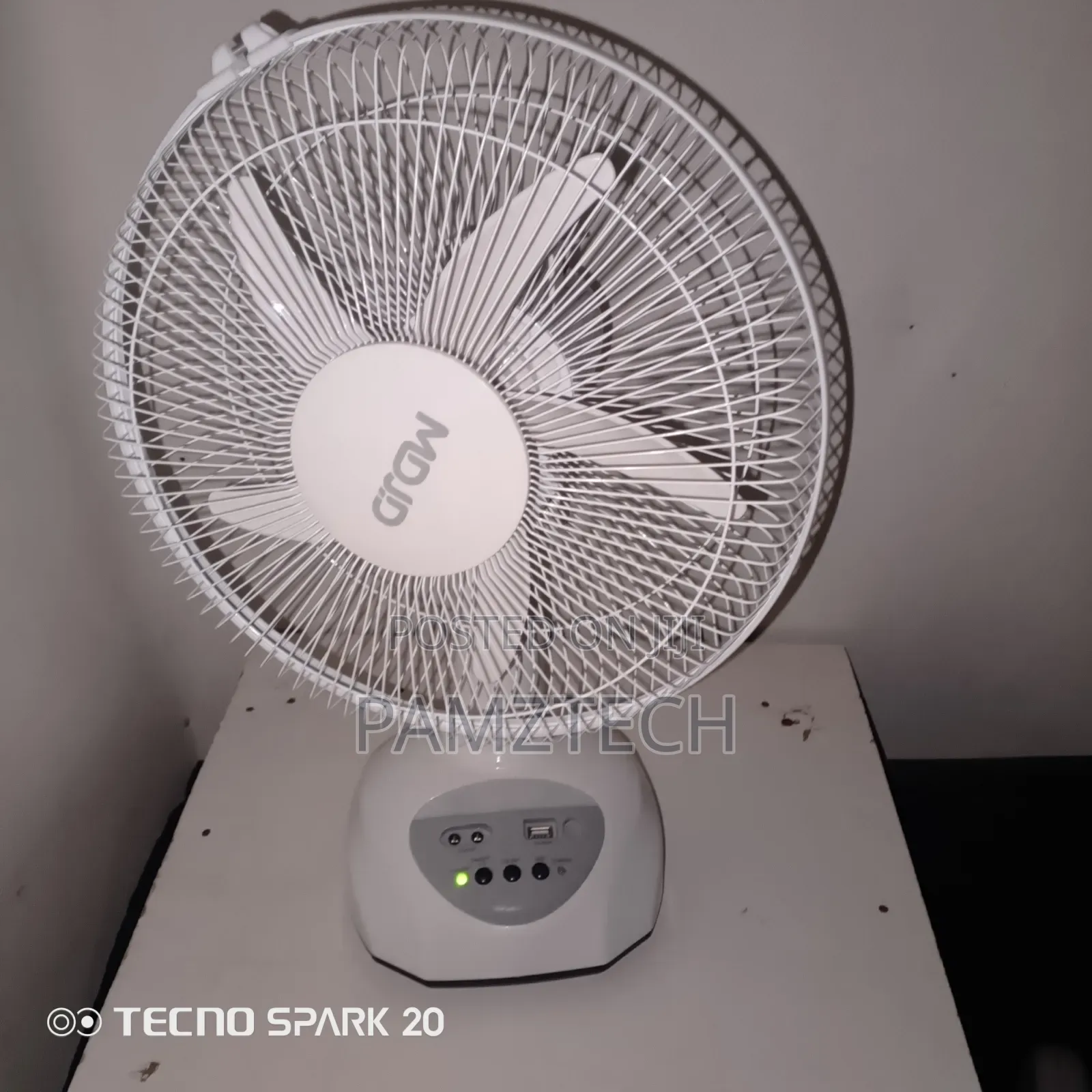 MDJD Solar Table Fan
