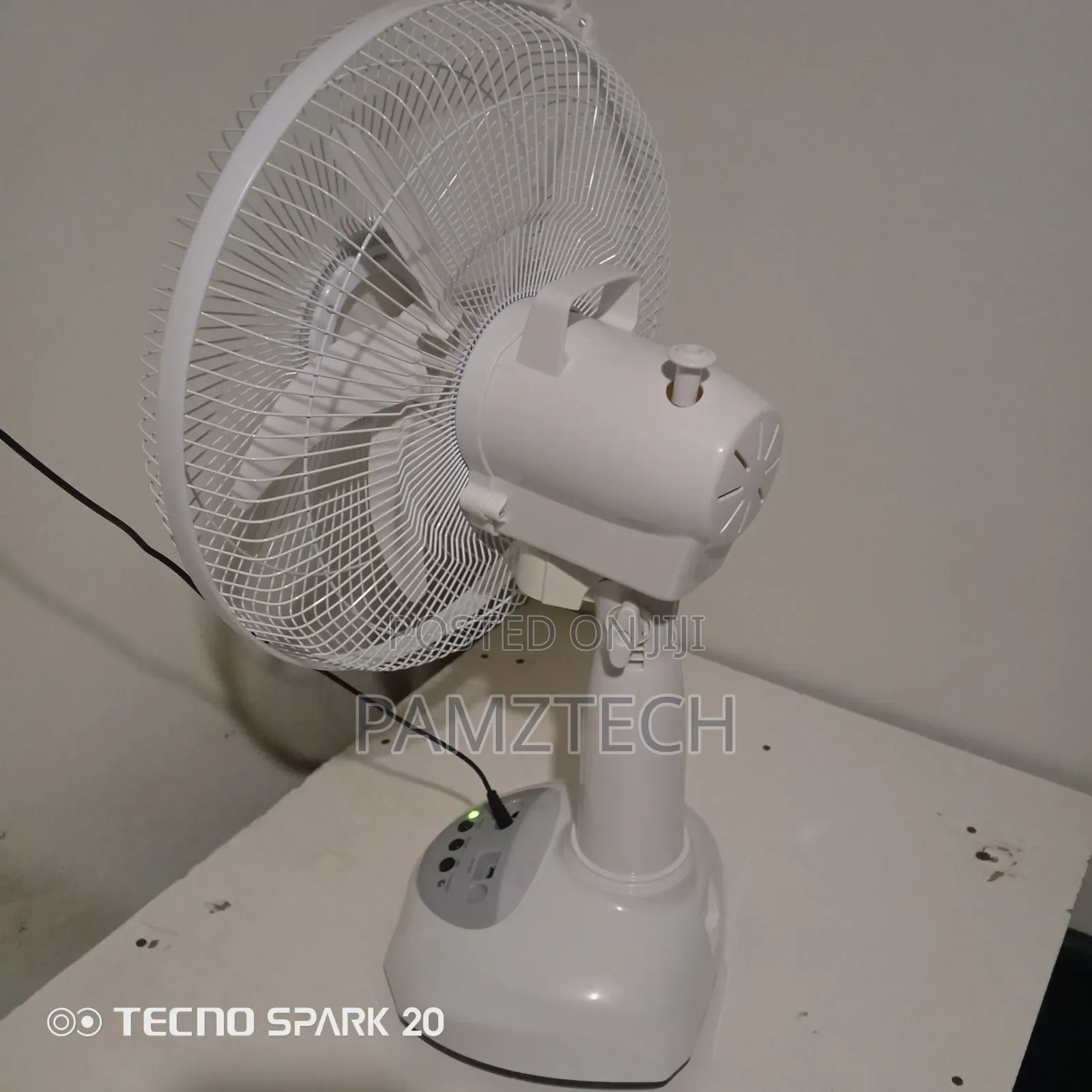 MDJD Solar Table Fan