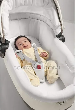 High Quality Baby Carrycot/Bassinet/ Comfort Safety for Your Newborn