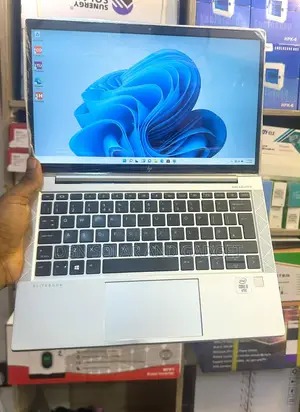 Laptop HP EliteBook 830 G7 8GB Intel Core i5 SSD 256GB