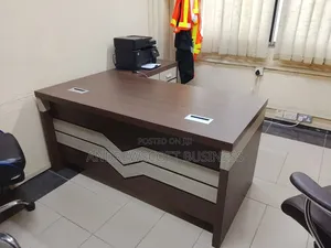 Executive Yf 1.6mtrs Office Table
