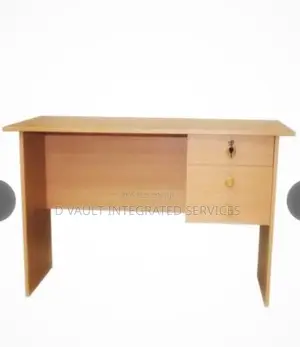 Office Table / Modern Office Desk