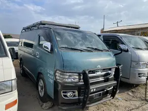 Toyota HiAce 2012 Blue