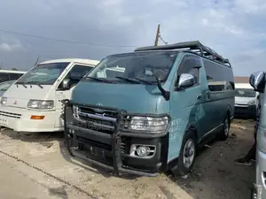 Toyota HiAce 2012 Blue