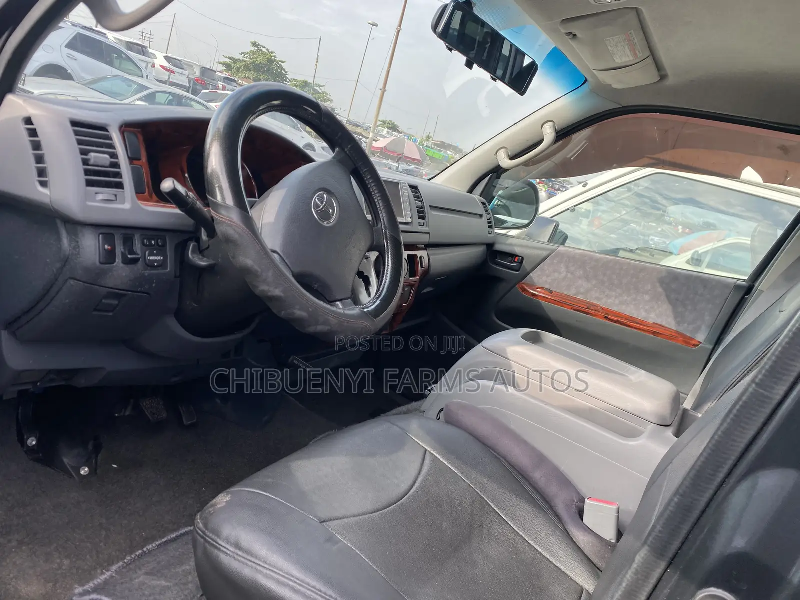 Toyota HiAce 2012 Blue