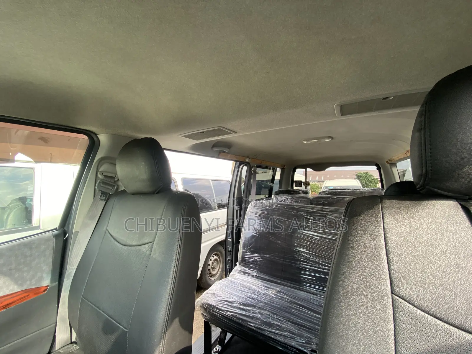Toyota HiAce 2012 Blue