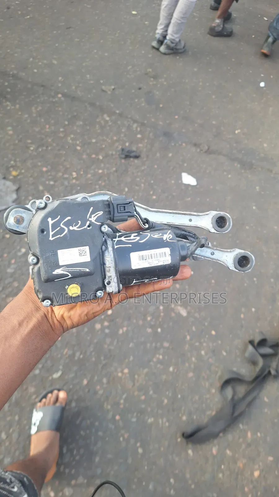 Wiper Engine Rx350 2018