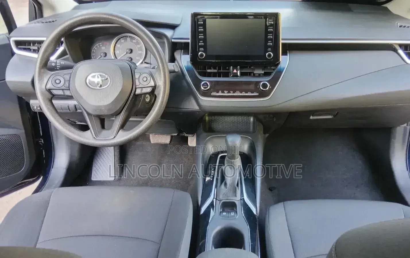 Toyota Corolla LE 2021 Blue