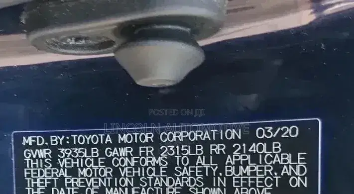 Toyota Corolla LE 2021 Blue