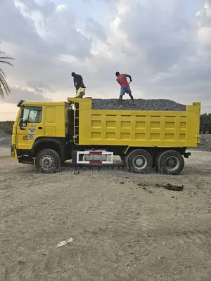 Chippings, Granite, Hard Core and Stone Base