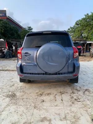 Toyota RAV4 2.4 2008 Blue