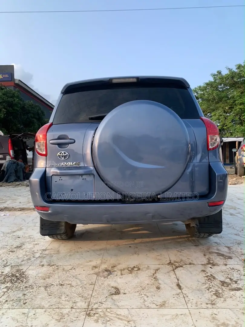 Toyota RAV4 2.4 2008 Blue