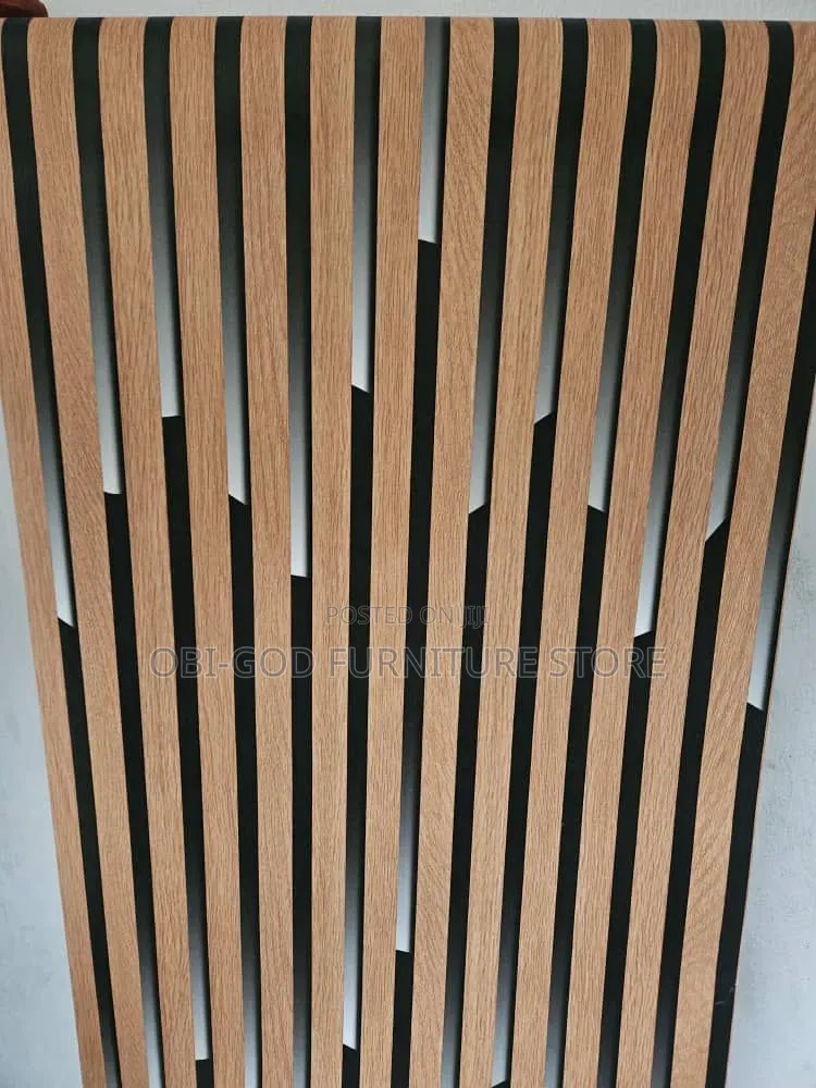 Wood Effect Striped Wallpaper – Premium Interior Decor