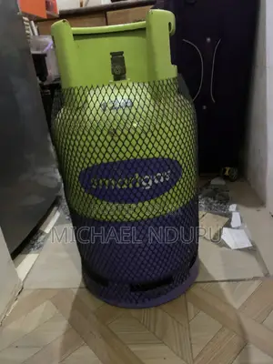 Gas Cylinder With the Regulator