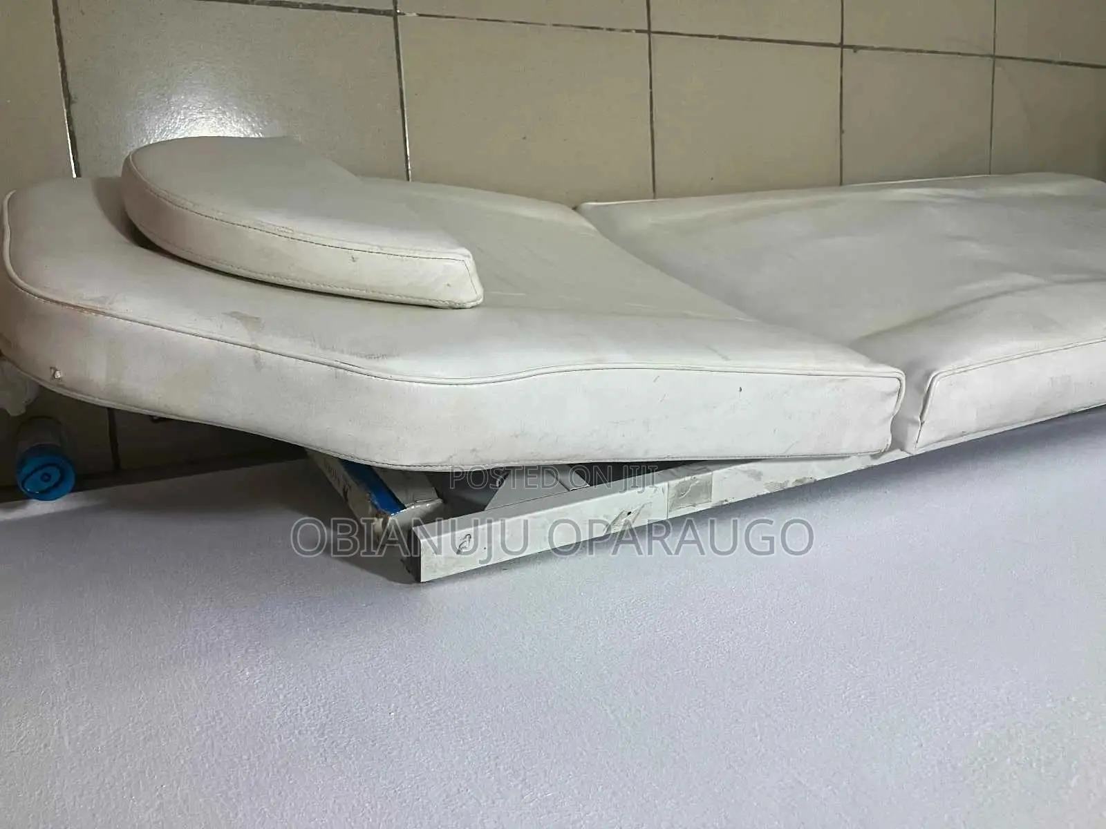 Portable Massage Table