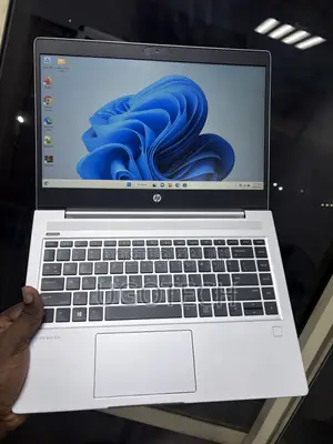 Laptop HP ProBook 445 G7 8GB AMD Ryzen 5 SSD 256GB